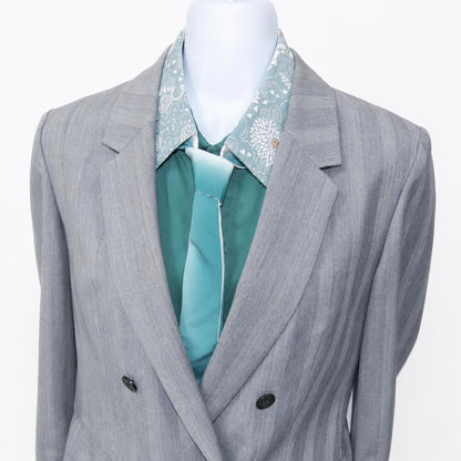 Vintage Komon Silk Detachable Collar Tie — Blue-Grey Kiku-Karakusa 菊唐草