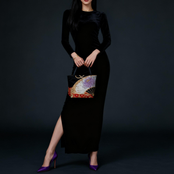 Ōgi Fan & Rangiku 乱菊 Vintage Obi Silk Tote in Black Lilac