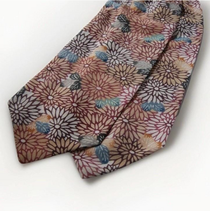 Vintage Komon Kimono Silk Cravat — Kiku-Zukushi Chrysanthemum 菊尽くし