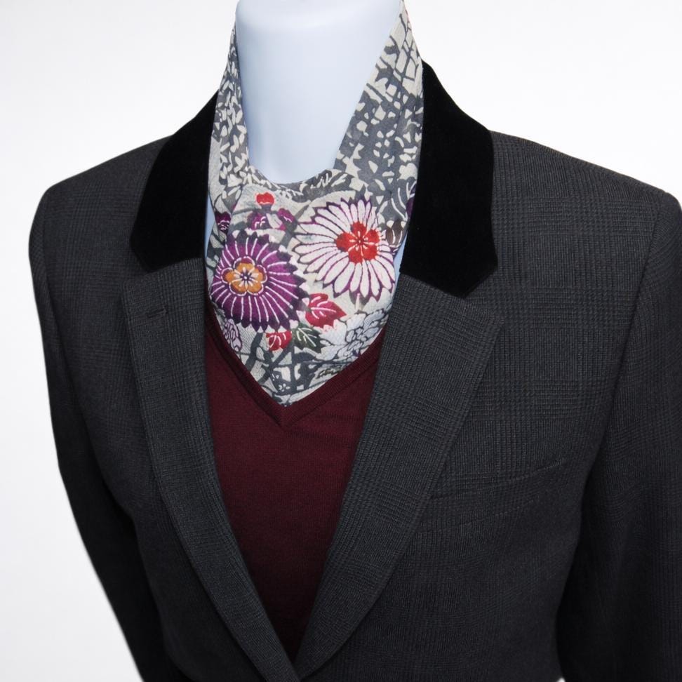 Vintage Komon Kimono Silk Cravat — Subdued Floral Motifs 菊唐草文