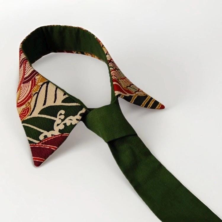 Vintage Obi Silk Detachable Collar Tie — Standing Waves & Arrow Feather Motifs 矢羽根立波文