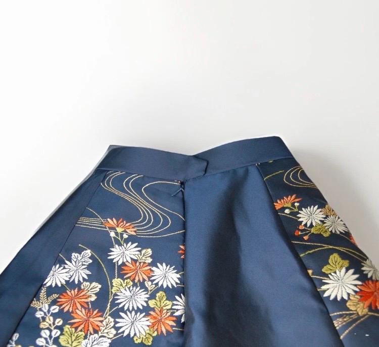 Vintage Obi Silk A-Line Mini Skirt in Navy Chrysanthemum