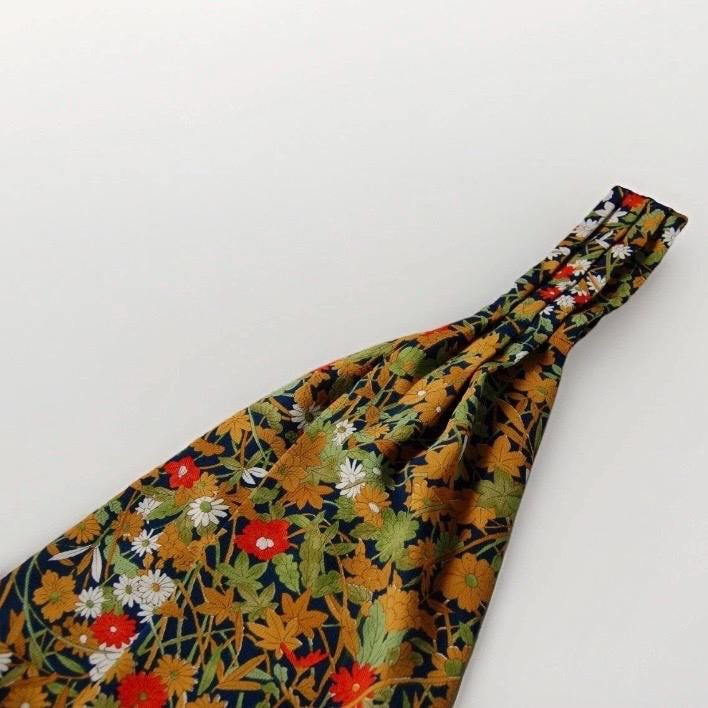 Vintage Komon Kimono Silk Cravat — Botanical Chrysanthemum & Maple 草花文