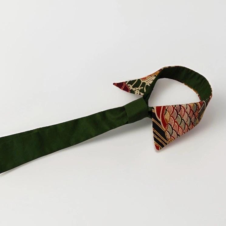 Vintage Obi Silk Detachable Collar Tie — Standing Waves & Arrow Feather Motifs 矢羽根立波文