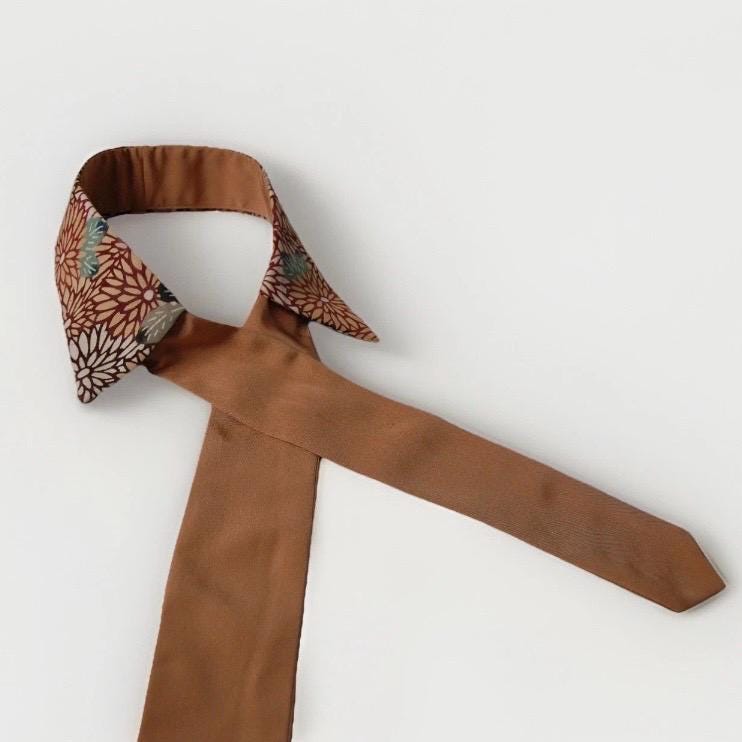 Vintage Komon Silk Detachable Collar Tie — Kiku-Zukushi Chrysanthemum 菊尽くし