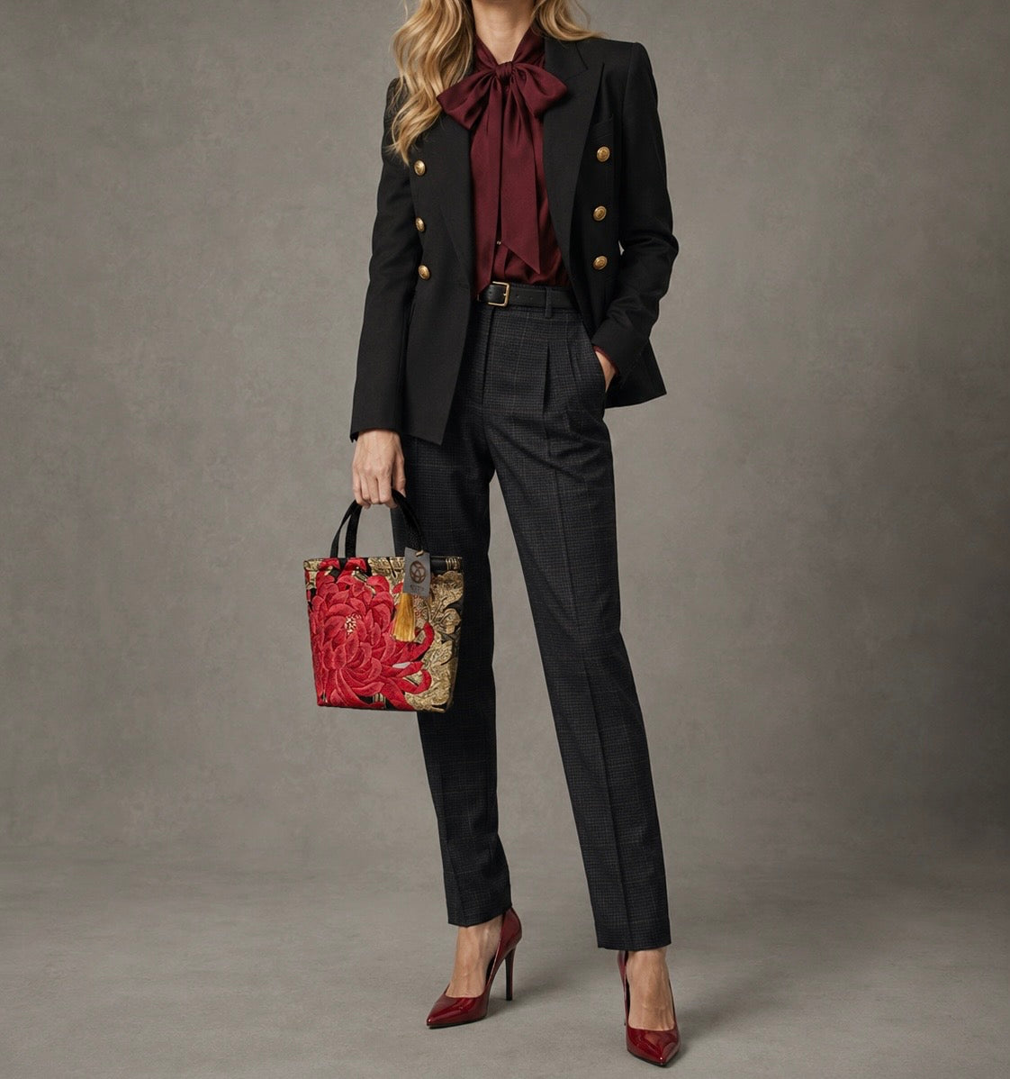 Rangiku 乱菊 Chrysanthemum Vintage Obi Silk Tote in Red Black