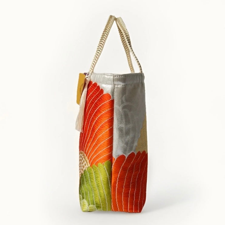 Kiku-zukushi 菊尽くし Vintage Obi Silk Tote in Ivory Multi