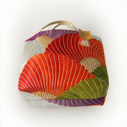 Kiku-zukushi 菊尽くし Vintage Obi Silk Tote in Ivory Multi
