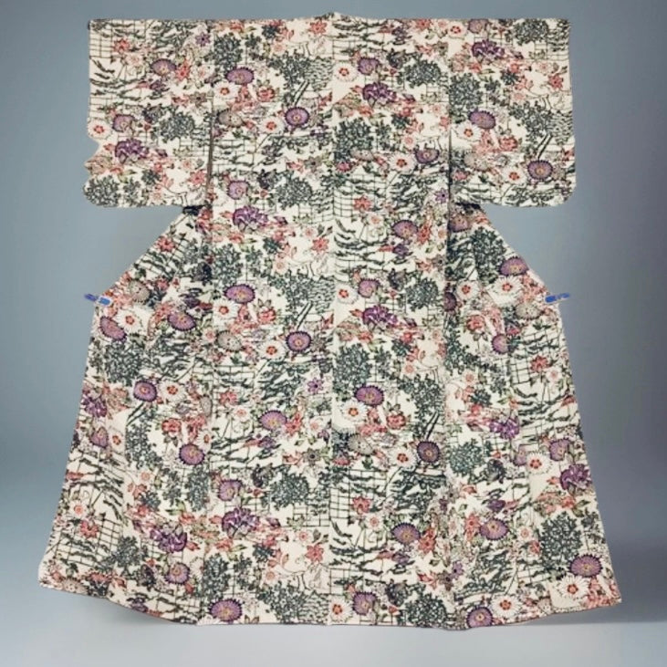 Vintage Komon Kimono Silk Cravat — Subdued Floral Motifs 菊唐草文