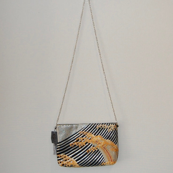 Vintage Nishijin-Ori Fukuro Obi Shoulder Bag — Gold Tate-Nami Wave Silk