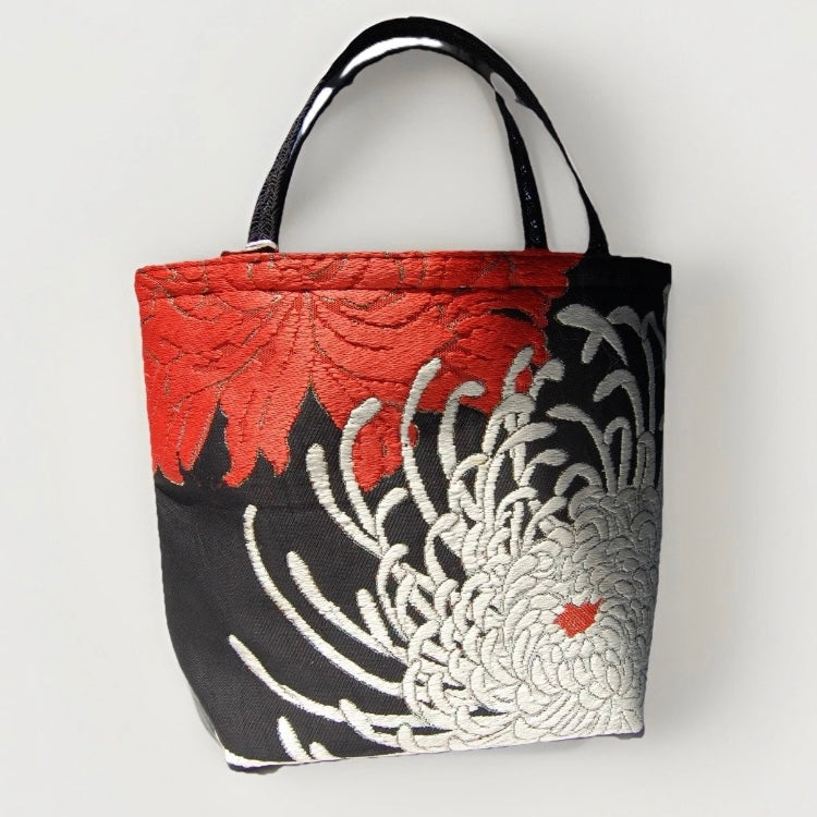 Rangiku 乱菊 & Peony 牡丹 Vintage Obi Silk Tote in Black White