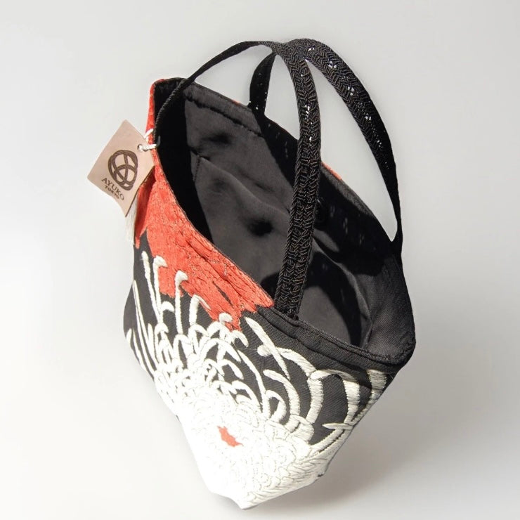 Rangiku 乱菊 & Peony 牡丹 Vintage Obi Silk Tote in Black White