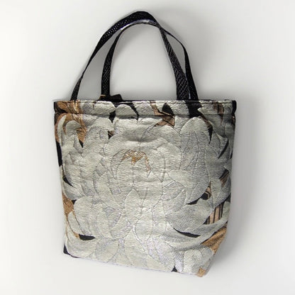 Rangiku 乱菊 Chrysanthemum Vintage Obi Silk Tote in Ivory Black
