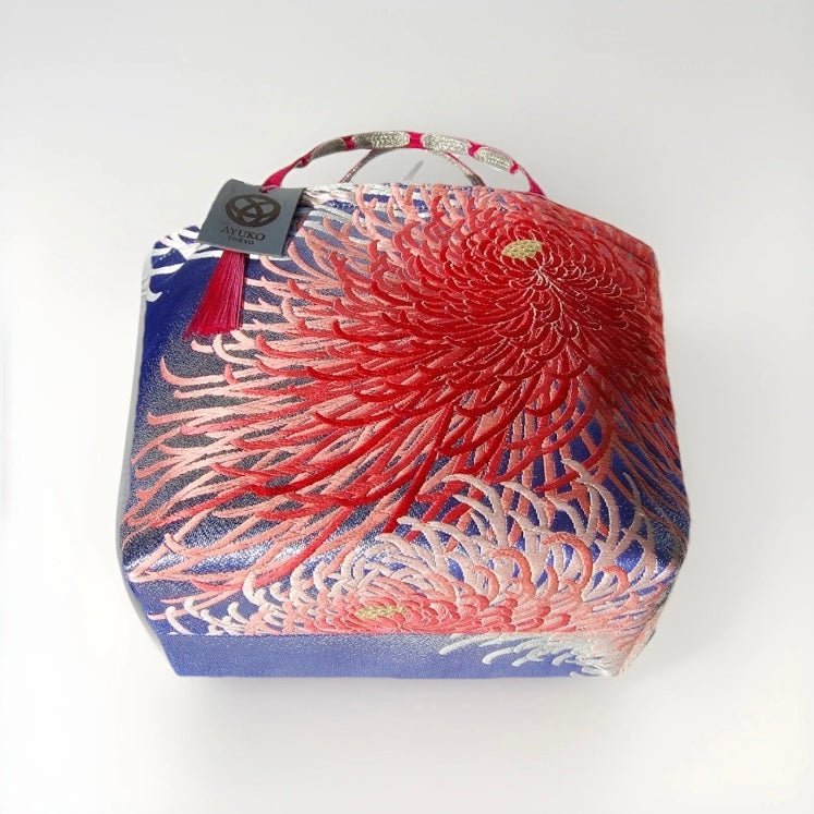 Rangiku 乱菊 Chrysanthemum Vintage Obi Silk Tote in Red Indigo