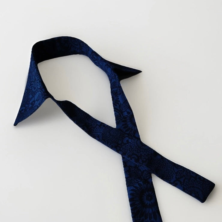 Vintage Kimono Silk Detachable Collar Tie — Indigo 本藍 Kiku-Karakusa 菊唐草