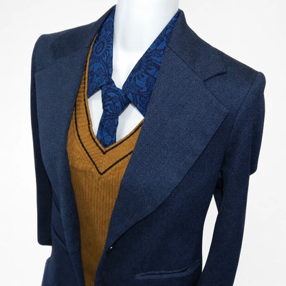 Vintage Kimono Silk Detachable Collar Tie — Indigo 本藍 Kiku-Karakusa 菊唐草