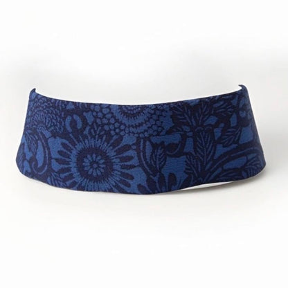 Vintage Komon Silk Detachable Collar Tie — Indigo 本藍 Kiku-Karakusa 菊唐草文
