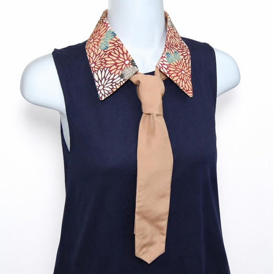 Vintage Komon Silk Detachable Collar Tie — Kiku-Zukushi Chrysanthemum 菊尽くし