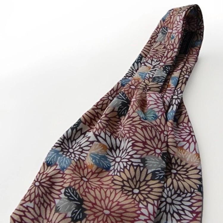 Vintage Komon Kimono Silk Cravat — Kiku-Zukushi Chrysanthemum 菊尽くし