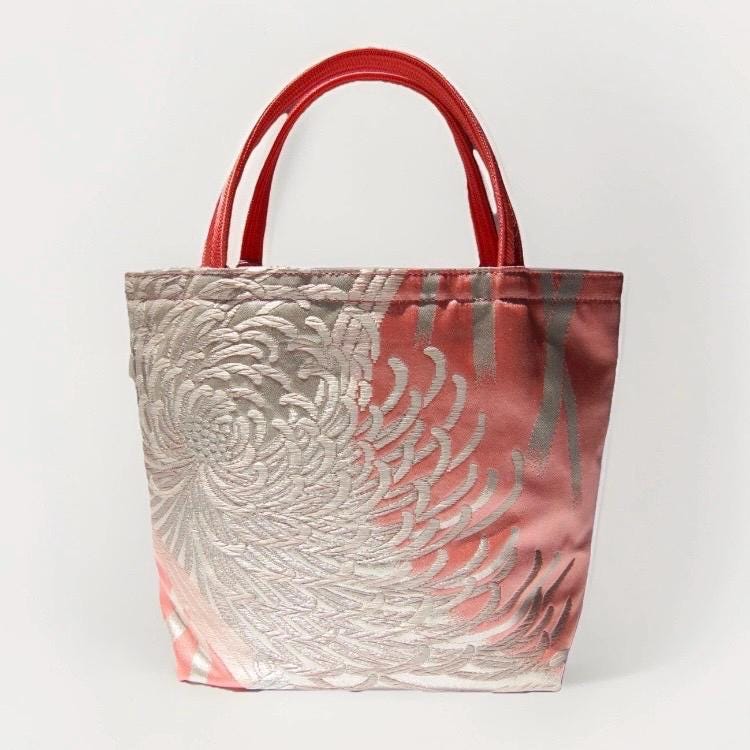 Rangiku 乱菊 Chrysanthemum Vintage Obi Silk Tote in Salmon Pink Silver