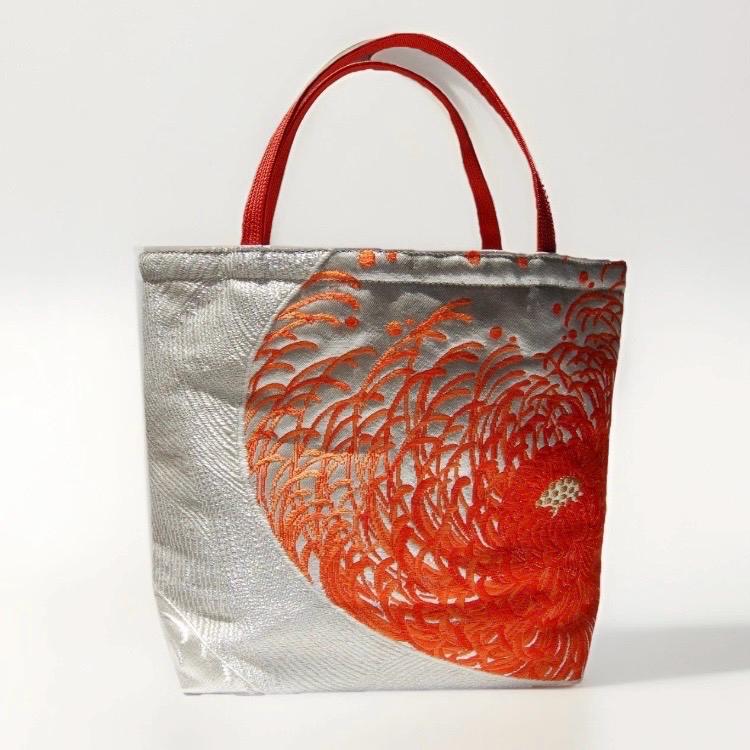 Rangiku 乱菊 Chrysanthemum Vintage Obi Silk Tote in Orange Silver