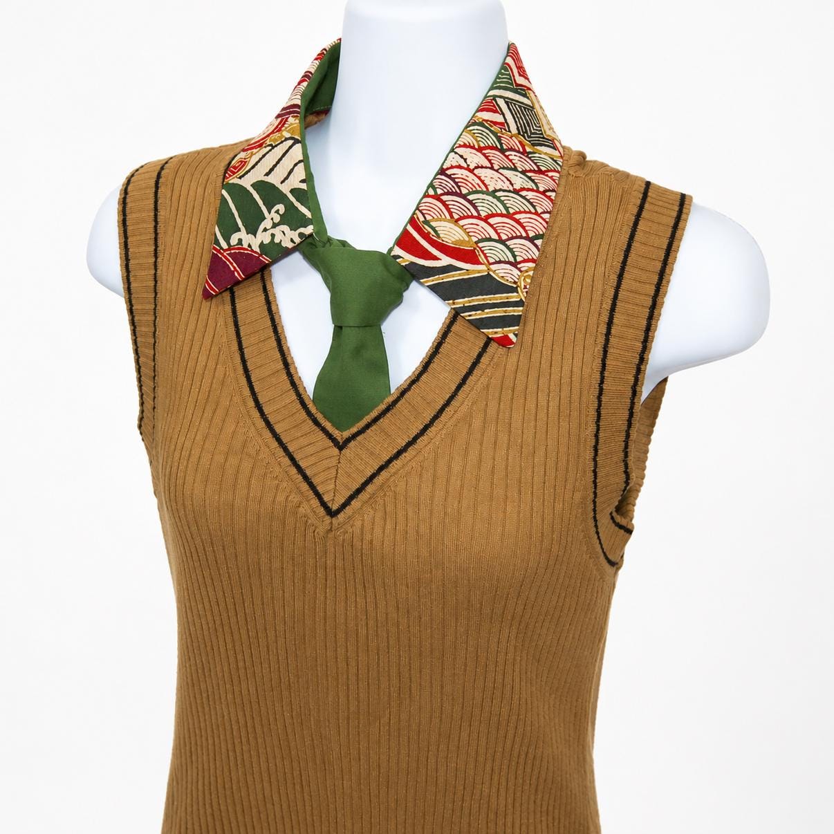 Vintage Obi Silk Detachable Collar Tie — Standing Waves & Arrow Feather Motifs 矢羽根立波文