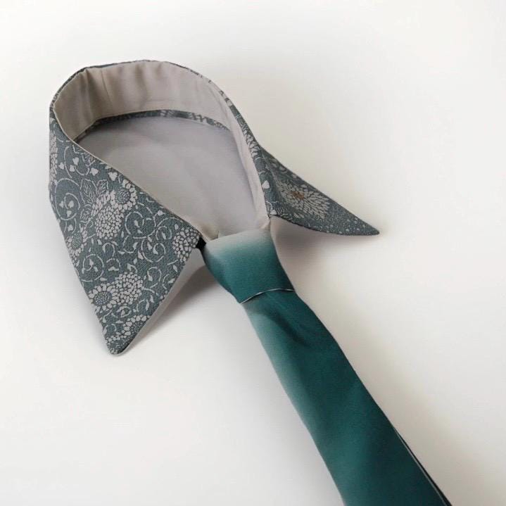 Vintage Komon Silk Detachable Collar Tie — Blue-Grey Kiku-Karakusa 菊唐草