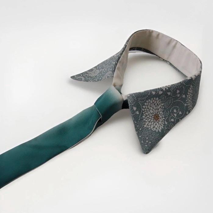 Vintage Komon Silk Detachable Collar Tie — Blue-Grey Kiku-Karakusa 菊唐草