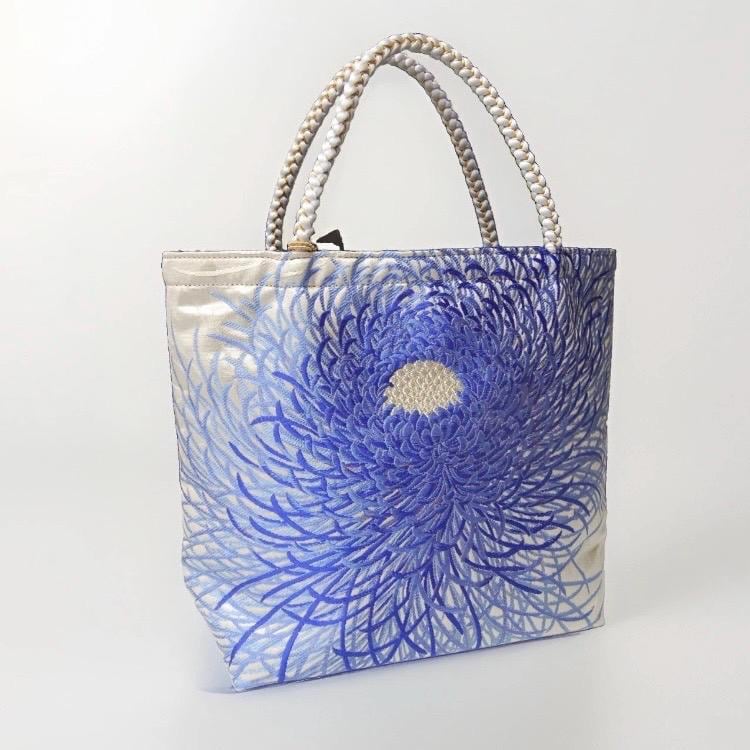 Rangiku 乱菊 Chrysanthemum Vintage Obi Silk Tote in Blue Silver — image 5