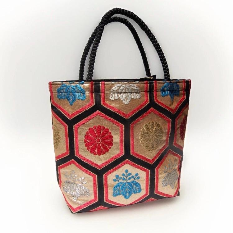 Kikkō Geometric Vintage Obi Silk Tote in Ivory Gold Vermilion Black Blue — image 9