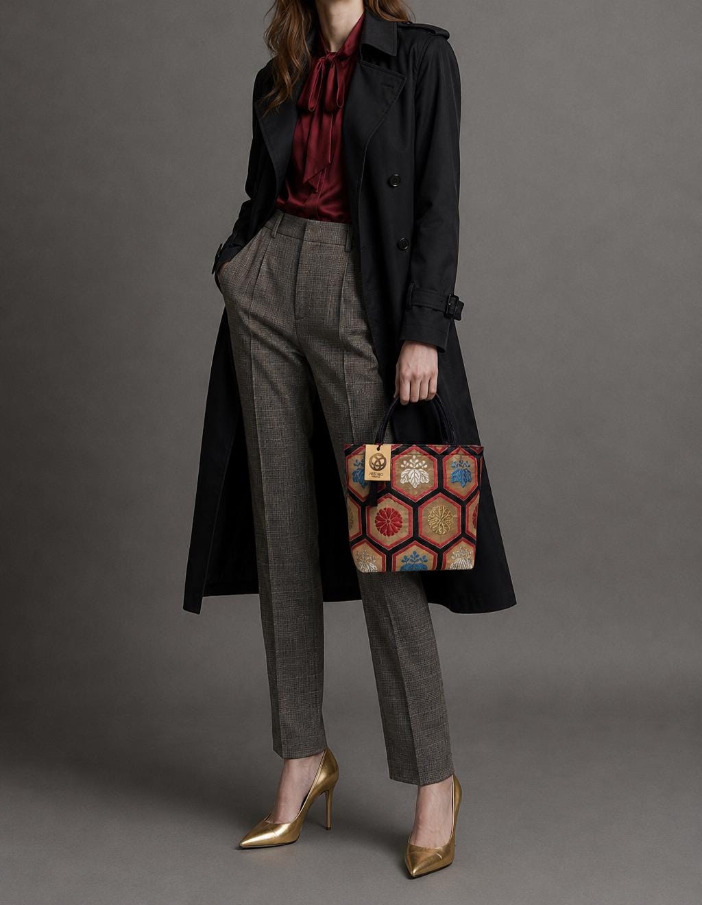 Kikkō Geometric Vintage Obi Silk Tote in Ivory Gold Vermilion Black Blue — image 3