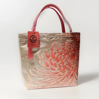 Two-Sided Rangiku 乱菊 Chrysanthemum Vintage Obi Silk Tote in Soft Pink — image 5