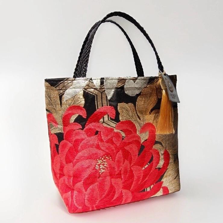 Two-Sided Rangiku 乱菊 Chrysanthemum & Kikkō Vintage Obi Silk Tote in Red White Black Gold — image 6